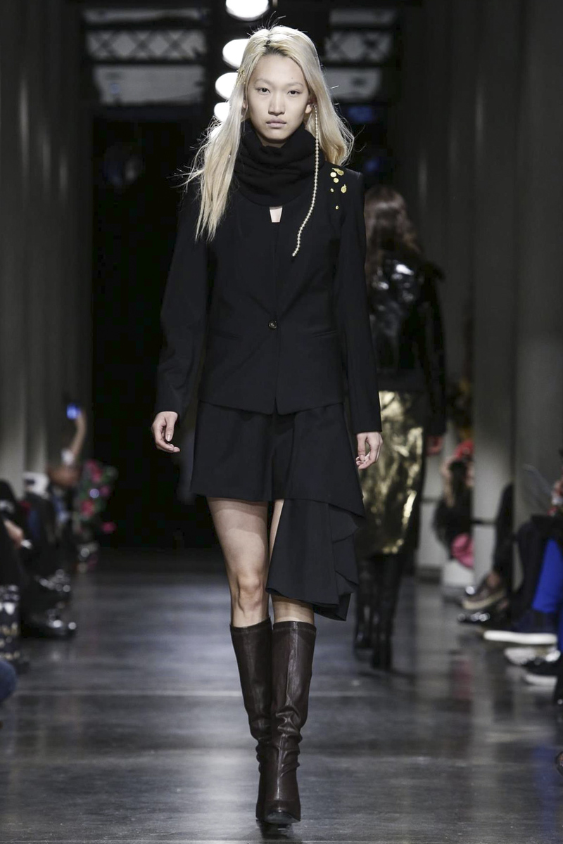 Lutz Huelle RTW Fall Winter 2015 Paris
