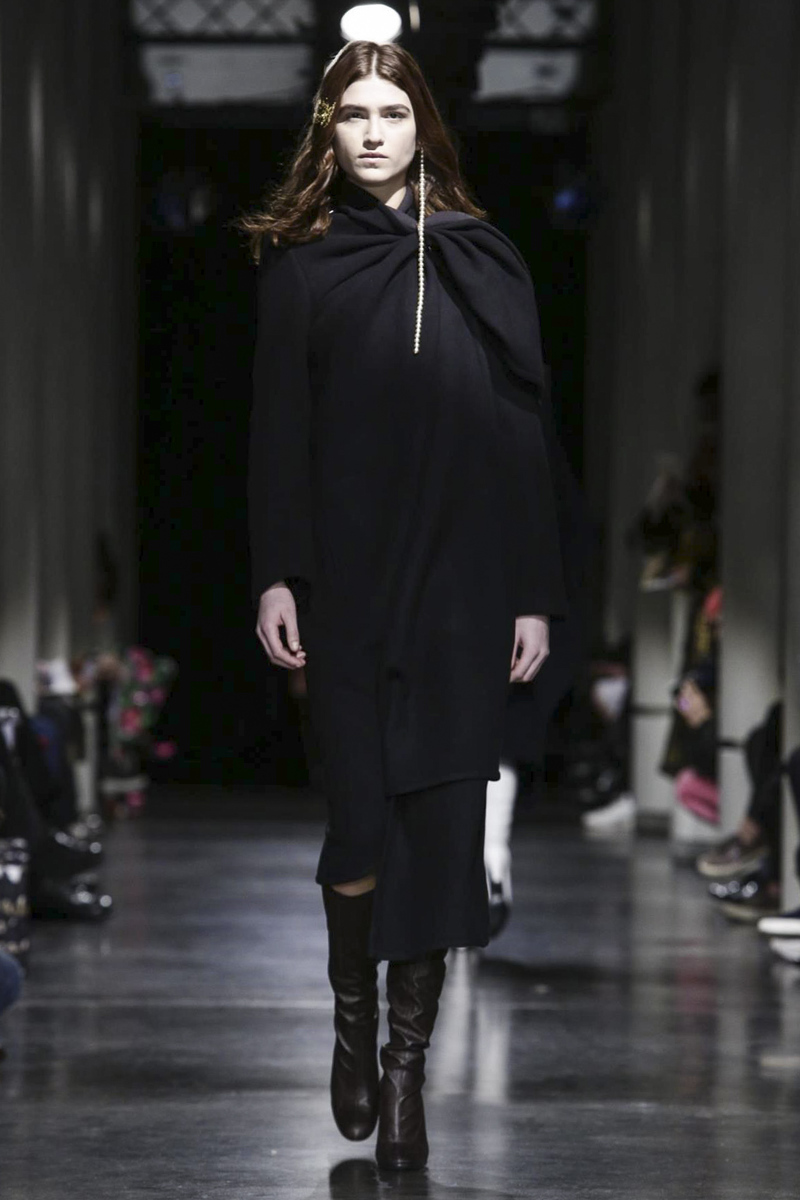 Lutz Huelle RTW Fall Winter 2015 Paris