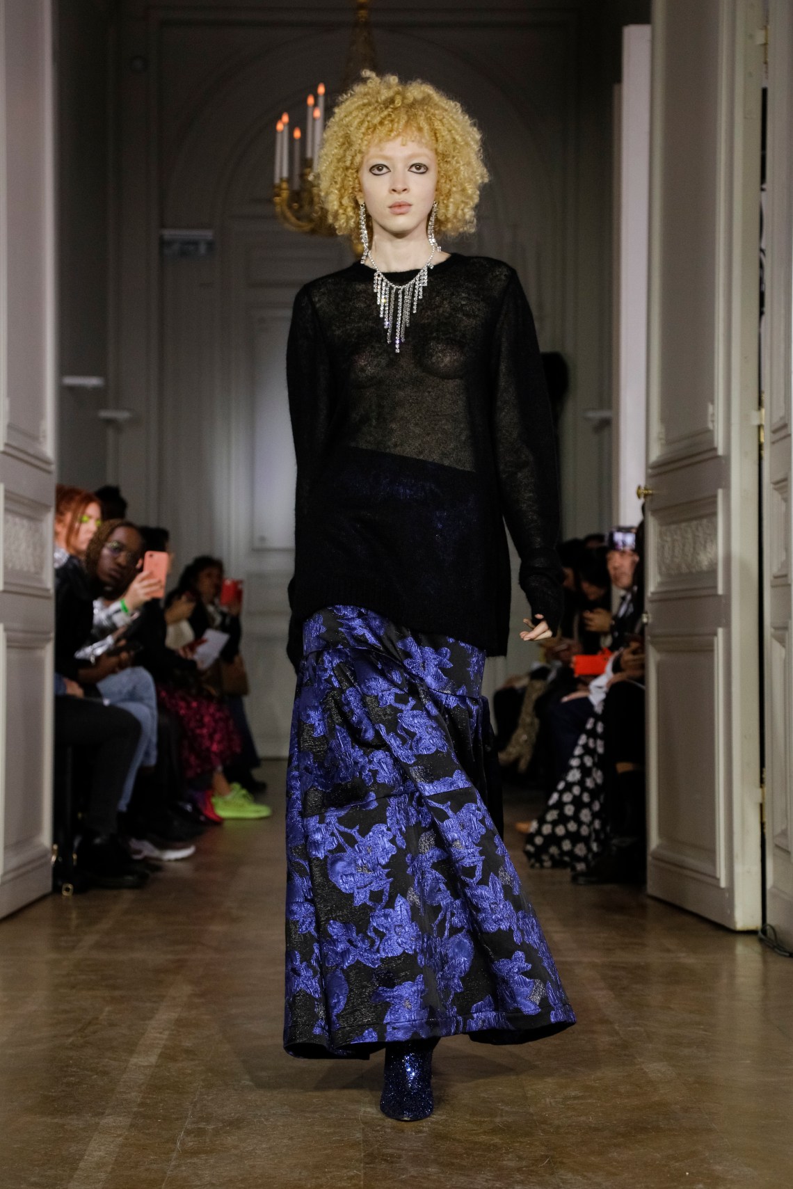 Lutz_Huelle_FW19_Look_29.jpg